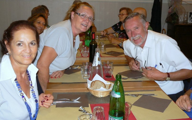 3° raduno a Roma - 23-25 settembre 2013 - 3° giorno - foto___037 - Ostia - cena tipica romana alla ''Buzzicona''